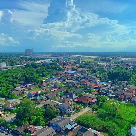 Netflix 2 Bedroom Troika Kota Bharu Homestay 1812 Luaran gambar
