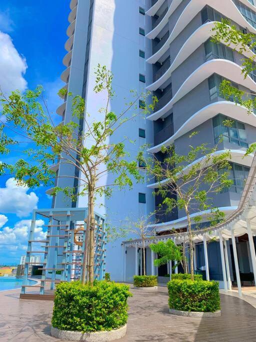 Netflix 2 Bedroom Troika Kota Bharu Homestay 1812 Luaran gambar