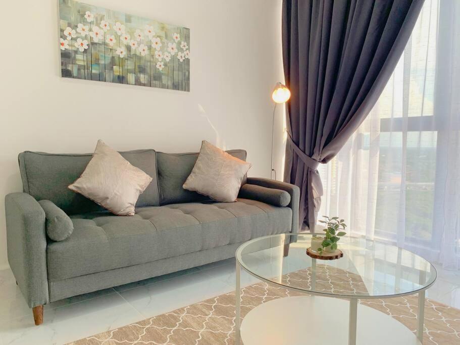 Netflix 2 Bedroom Troika Kota Bharu Homestay 1812 Luaran gambar