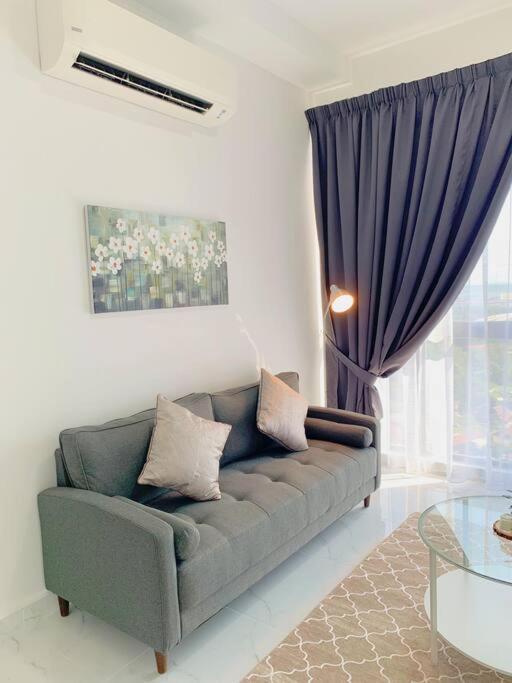 Netflix 2 Bedroom Troika Kota Bharu Homestay 1812 Luaran gambar